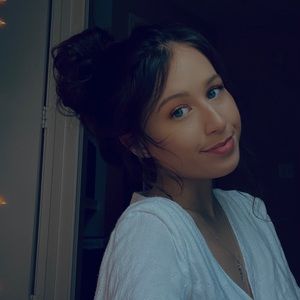 Meet your Posher, Cidnie